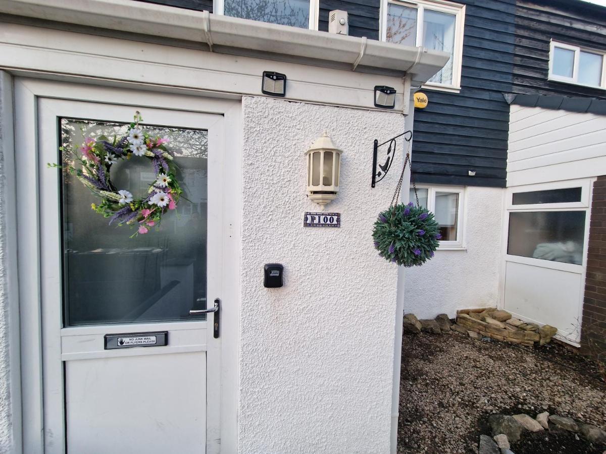 Marston Green Spacious & Comfy Home- Very Close To Nec Birmingham ,Hs2 & Airport- Perfect For Contractors & Groups- Free Parking & Fast Wifi מראה חיצוני תמונה